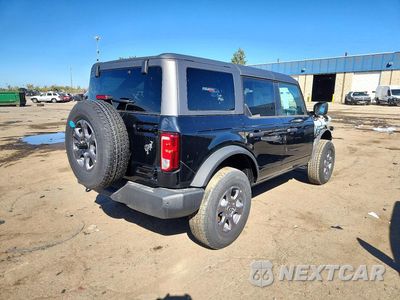 Trzecie zdjęcie samochodu z tyłu: 2026 FORD BRONCO BIG BEND VIN:1FMDE7BH3TLA93528 - miniatura