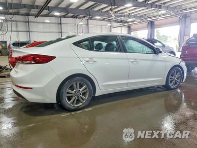 Trzecie zdjęcie samochodu z tyłu: 2018 HYUNDAI ELANTRA SEL VIN:5NPD84LF0JH235181 - miniatura