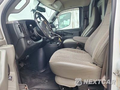 Zdjęcie 7 z 12 samochodu: 2019 CHEVROLET EXPRESS G3500 VIN:1GB0GRFG1K1171569 - miniatura