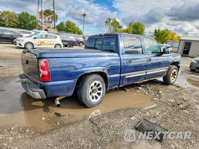 Trzecie zdjęcie samochodu z tyłu: 2005 CHEVROLET SILVERADO C1500 VIN:2GCEC13T251131693 - miniatura
