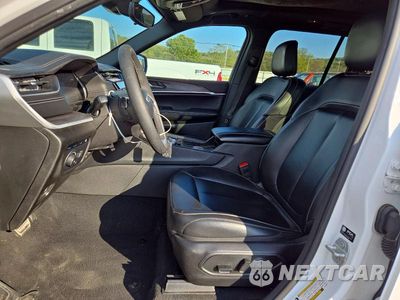 Zdjęcie 7 z 13 samochodu: 2024 JEEP GRAND CHEROKEE LIMITED 4XE VIN:1C4RJYB64RC135577 - miniatura