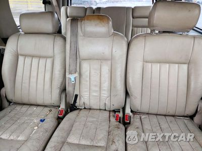 Zdjęcie 10 z 13 samochodu: 2003 LINCOLN NAVIGATOR VIN:5LMFU27R33LJ01012 - miniatura