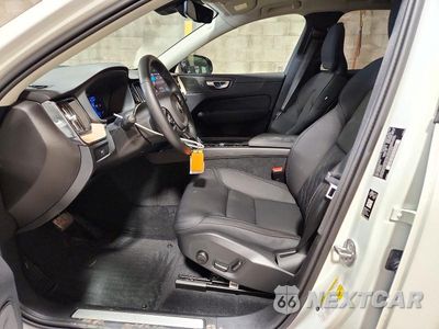 Zdjęcie 7 z 13 samochodu: 2026 VOLVO XC60 PLUS VIN:YV4M12RCXT1325192 - miniatura