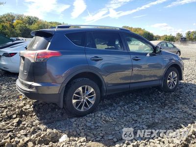Trzecie zdjęcie samochodu z tyłu: 2017 TOYOTA RAV4 HYBRID XLE VIN:JTMRJREV1HD127003 - miniatura
