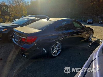 Trzecie zdjęcie samochodu z tyłu: 2013 BMW 750 XI VIN:WBAYB6C50DD223660 - miniatura