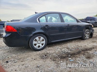 Trzecie zdjęcie samochodu z tyłu: 2010 KIA OPTIMA LX VIN:KNAGG4A88A5400119 - miniatura