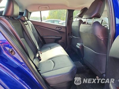 Zdjęcie 10 z 13 samochodu: 2017 TOYOTA PRIUS FOUR VIN:JTDKARFU6H3053896 - miniatura