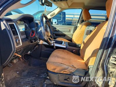 Zdjęcie 7 z 12 samochodu: 2018 RAM 1500 SLT VIN:1C6RR7GG2JS218821 - miniatura