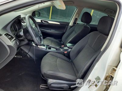Zdjęcie 7 z 12 samochodu: 2018 NISSAN SENTRA S VIN:3N1AB7AP3JY327196 - miniatura
