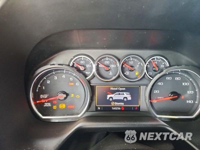 Zdjęcie 9 z 13 samochodu: 2021 CHEVROLET TAHOE C1500 LT VIN:1GNSCNKD8MR262273 - miniatura