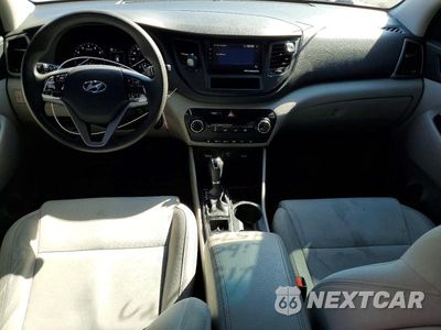 Zdjęcie 8 z 12 samochodu: 2018 HYUNDAI TUCSON SEL VIN:KM8J3CA42JU728035 - miniatura