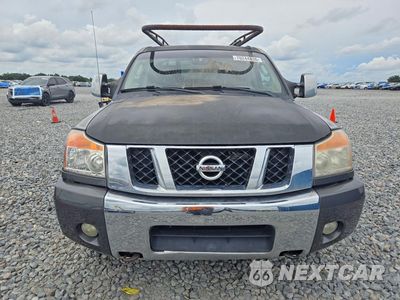 Piąte zdjęcie samochodu w środku: 2009 NISSAN TITAN XE VIN:1N6AA07D59N307199 - miniatura