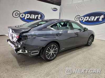 Trzecie zdjęcie samochodu z tyłu: 2022 LEXUS ES 300H BASE VIN:58ADA1C19NU018994 - miniatura