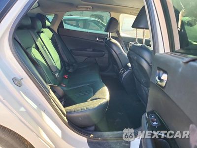 Zdjęcie 10 z 12 samochodu: 2017 KIA OPTIMA HYBRID EX VIN:KNAGU4LE2H5013622 - miniatura
