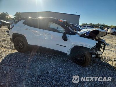 Czwarte zdjęcie samochodu z boku: 2022 JEEP COMPASS LATITUDE VIN:3C4NJCBB5NT198068 - miniatura