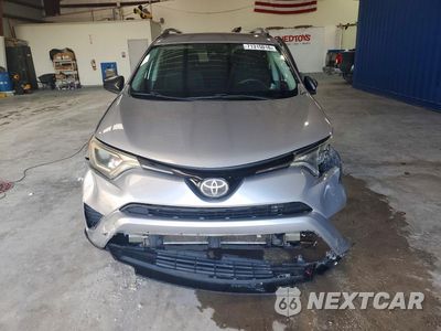 Piąte zdjęcie samochodu w środku: 2017 TOYOTA RAV4 LE VIN:2T3BFREV4HW660503 - miniatura