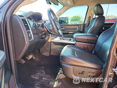 Zdjęcie 7 z 12 samochodu: 2017 RAM 1500 LARAMIE VIN:1C6RR7NT3HS746152 - miniatura