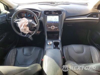 Zdjęcie 8 z 12 samochodu: 2019 FORD FUSION TITANIUM VIN:3FA6P0SU8KR104055 - miniatura