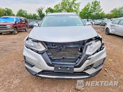 Piąte zdjęcie samochodu w środku: 2017 NISSAN ROGUE VIN:JN8AT2MV6HW019534 - miniatura