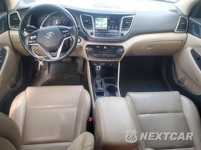 Zdjęcie 8 z 12 samochodu: 2018 HYUNDAI TUCSON LIMITED VIN:KM8J3CA28JU724652 - miniatura