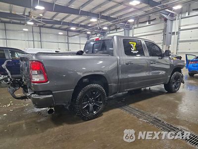 Trzecie zdjęcie samochodu z tyłu: 2021 RAM 1500 BIG HORN/LONE STAR VIN:1C6RRFFG3MN624010 - miniatura