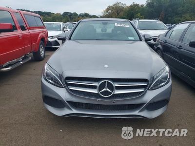 Piąte zdjęcie samochodu w środku: 2015 MERCEDES-BENZ C 300 4MATIC VIN:55SWF4KB9FU032470 - miniatura