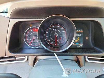 Zdjęcie 9 z 12 samochodu: 2022 HYUNDAI ELANTRA SEL VIN:KMHLM4AG9NU358178 - miniatura