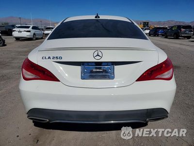 Zdjęcie 6 z 13 samochodu: 2018 MERCEDES-BENZ CLA 250 VIN:WDDSJ4EB1JN517342 - miniatura