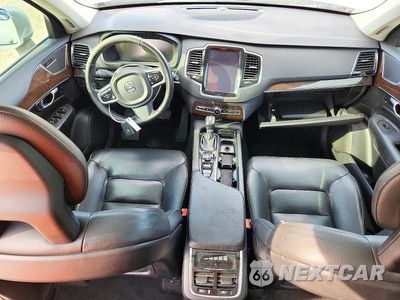 Zdjęcie 8 z 13 samochodu: 2016 VOLVO XC90 T6 VIN:YV4A22PK5G1073044 - miniatura