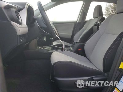 Zdjęcie 7 z 13 samochodu: 2018 TOYOTA RAV4 HYBRID LE VIN:JTMRJREV7JD191715 - miniatura