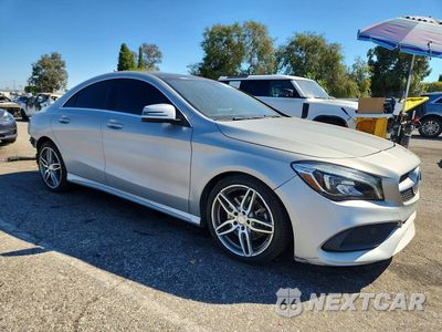 Czwarte zdjęcie samochodu z boku: 2017 MERCEDES-BENZ CLA 250 VIN:WDDSJ4EB9HN470779 - miniatura