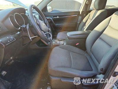 Zdjęcie 7 z 13 samochodu: 2013 KIA SORENTO LX VIN:5XYKT4A61DG405861 - miniatura