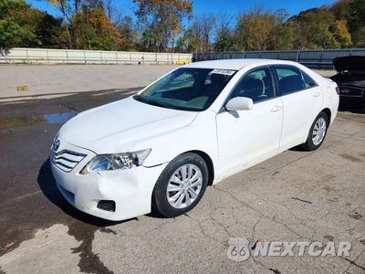 2011 TOYOTA CAMRY LE 4T4BF3EK5BR192936 - główne zdjęcie licytacji z USA - miniatura
