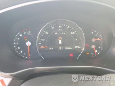 Zdjęcie 9 z 13 samochodu: 2016 KIA SORENTO SX LIMITED VIN:5XYPKDA10GG030756 - miniatura