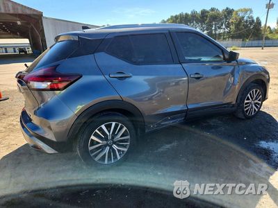 Trzecie zdjęcie samochodu z tyłu: 2021 NISSAN KICKS SV VIN:3N1CP5CV3ML533646 - miniatura