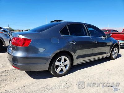 Trzecie zdjęcie samochodu z tyłu: 2014 VOLKSWAGEN JETTA SE VIN:3VWD17AJ8EM239229 - miniatura