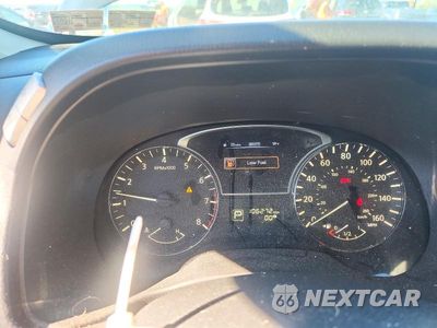 Zdjęcie 9 z 13 samochodu: 2014 NISSAN PATHFINDER S VIN:5N1AR2MM3EC720591 - miniatura