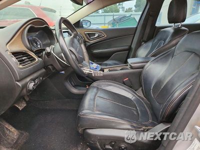 Zdjęcie 7 z 12 samochodu: 2015 CHRYSLER 200 C VIN:1C3CCCCG4FN509667 - miniatura