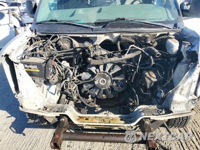 Zdjęcie 12 z 14 samochodu: 2005 CHEVROLET EXPRESS G2500 VIN:1GCGG25V051236952 - miniatura