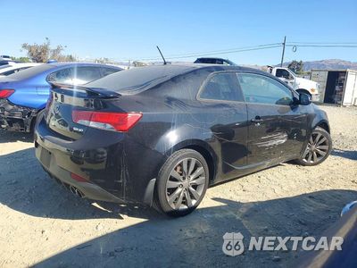 Trzecie zdjęcie samochodu z tyłu: 2012 KIA FORTE KOUP SX VIN:KNAFW6A35C5513527 - miniatura