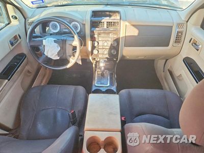 Zdjęcie 8 z 13 samochodu: 2008 MAZDA TRIBUTE I VIN:4F2CZ02Z08KM30139 - miniatura