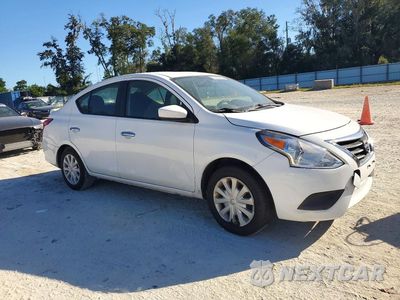 Czwarte zdjęcie samochodu z boku: 2016 NISSAN VERSA 1.6 SV VIN:3N1CN7AP4GL844514 - miniatura