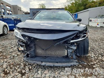 Piąte zdjęcie samochodu w środku: 2018 TOYOTA CAMRY SE VIN:JTNB11HK2J3048855 - miniatura