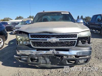 Piąte zdjęcie samochodu w środku: 2005 CHEVROLET SILVERADO C1500 VIN:1GCEC19Z55Z329574 - miniatura