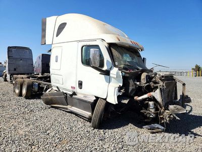 Czwarte zdjęcie samochodu z boku: 2023 FREIGHTLINER CASCADIA 126 SEMI TRUCK VIN:3AKJHHDR0PSNX1336 - miniatura