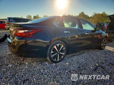 Trzecie zdjęcie samochodu z tyłu: 2018 NISSAN ALTIMA 2.5 SR VIN:1N4AL3APXJC286681 - miniatura