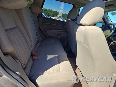 Zdjęcie 11 z 13 samochodu: 2006 JEEP GRAND CHEROKEE LAREDO VIN:1J4GR48K16C316011 - miniatura