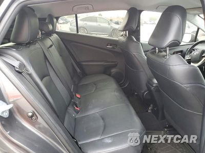 Zdjęcie 10 z 12 samochodu: 2017 TOYOTA PRIUS FOUR TOURING VIN:JTDKARFU7H3033754 - miniatura