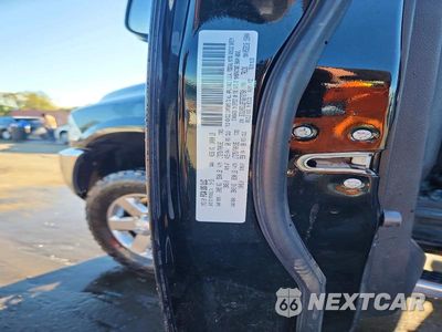 Zdjęcie 12 z 12 samochodu: 2015 RAM 2500 SLT VIN:3C6UR5DJ2FG672760 - miniatura