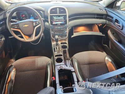 Zdjęcie 8 z 12 samochodu: 2014 CHEVROLET MALIBU VIN:1G11C5SL5EF171064 - miniatura